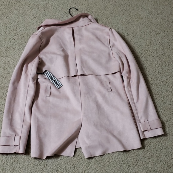 Jacket - Picture 2 of 5